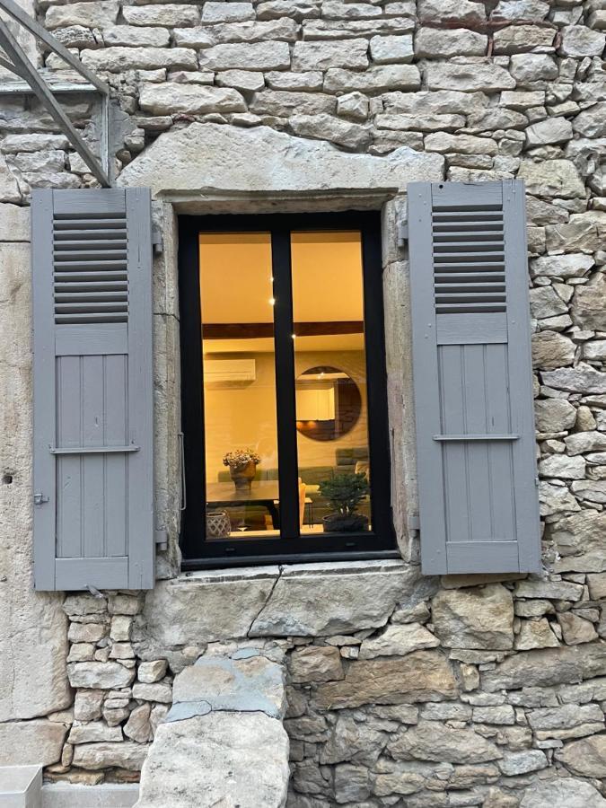 La Maison De Mounette L'Isle-d'Abeau Exterior photo