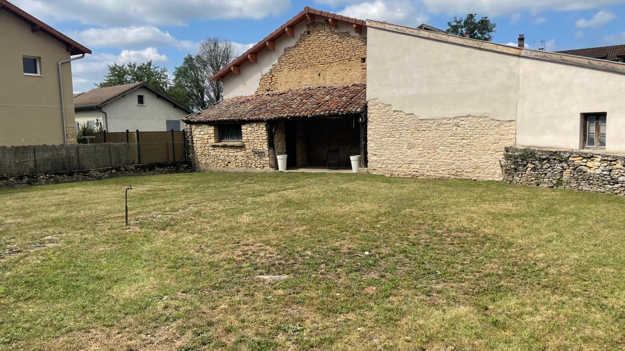 La Maison De Mounette L'Isle-d'Abeau Exterior photo